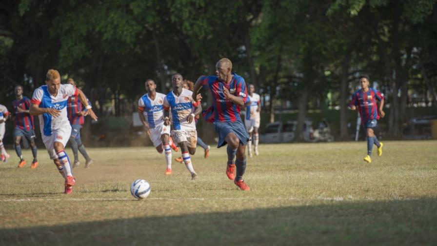 Barcelona busca hoy mantener su invicto en la Liga Dominicana de Fútbol Barcelona busca hoy mantener su invicto en la Liga Dominicana de Fútbol
