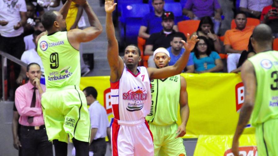 El Cupes se impone a Sameji, y sigue vivo El Cupes se impone a Sameji, y sigue vivo