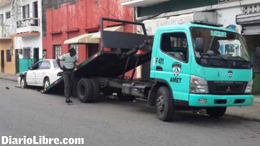 AMET detiene decenas de conductores en inicio de campaña preventiva Semana Santa AMET detiene decenas de conductores en inicio de campaña preventiva Semana Santa