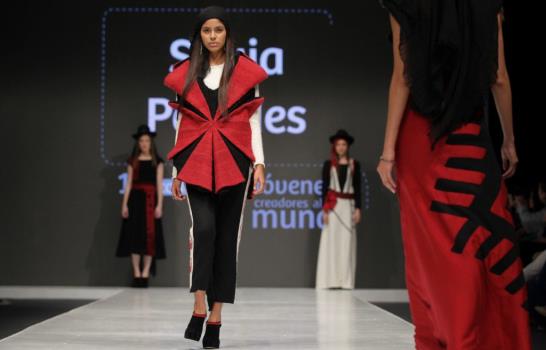 Perú Moda 2015 abre con propuestas de alpaca de jóvenes diseñadores