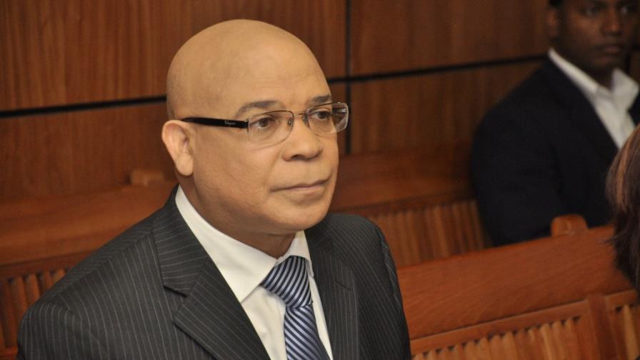 Periodista dominicano denuncia robo de una computadora en su residencia