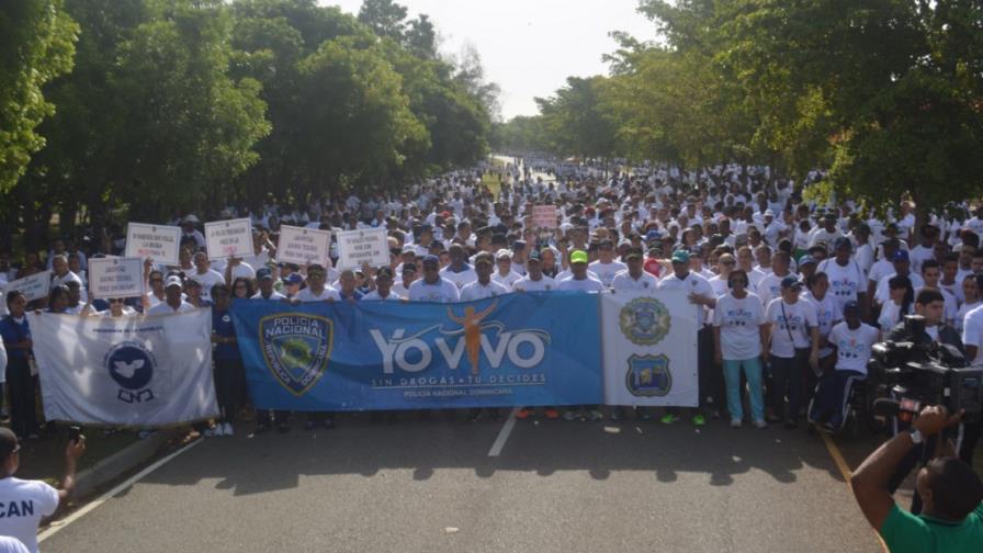 Cientos van a caminata “Yo vivo sin Drogas”
