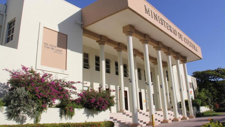 Ministerio de Cultura convoca al IV Concurso Nacional de Minificción 2015