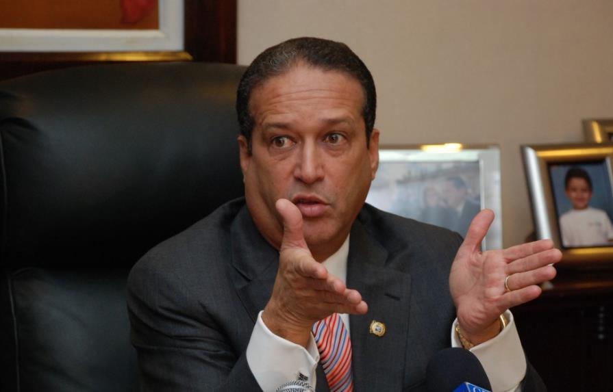 Pared Pérez dice PLD tratará hoy candidatura presidencial de Medina