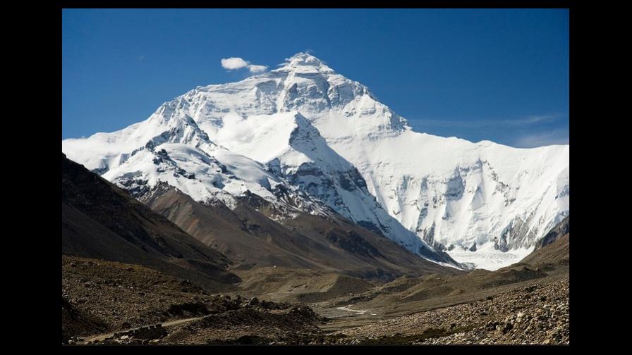 El Everest, con excrementos y sin escobilla