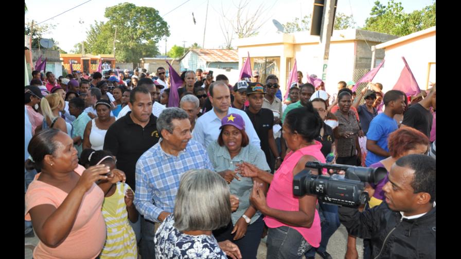 Radhamés Segura llama a los peledeistas actuar con sensatez