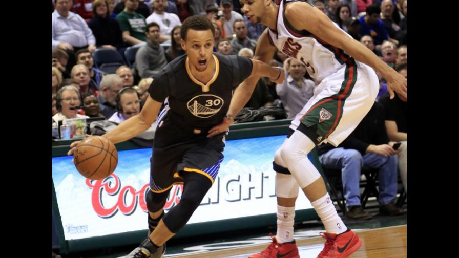 Warriors ganan a los Bucks, son primeros en el oeste