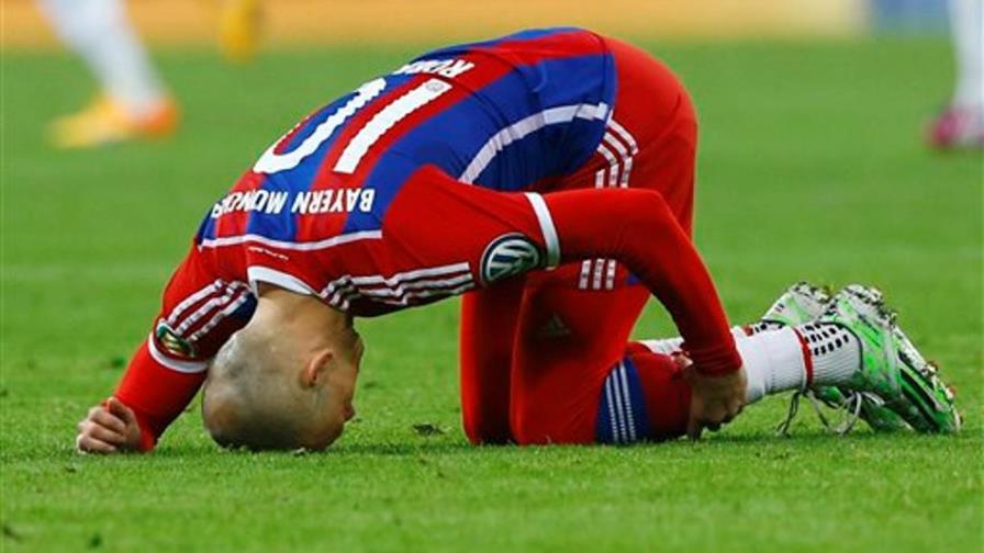 Bayern tocado por lesiones: Robben baja, Lewandowski en duda