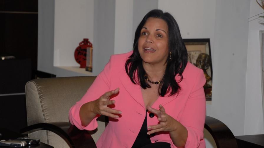 Minou: I will not be the running mate on Luis Abinaders ticket. The PRM is the PRD