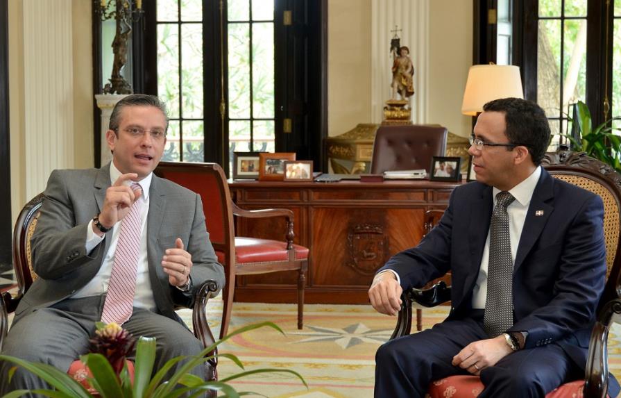 Canciller dominicano se reúne con el gobernador de Puerto Rico