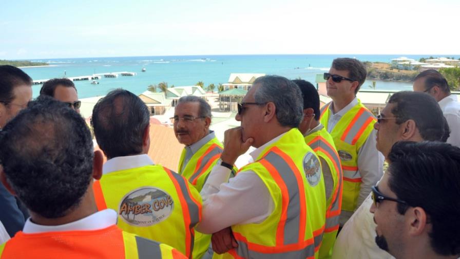 Medina ofrece apoyo para terminal cruceros de Puerto Plata