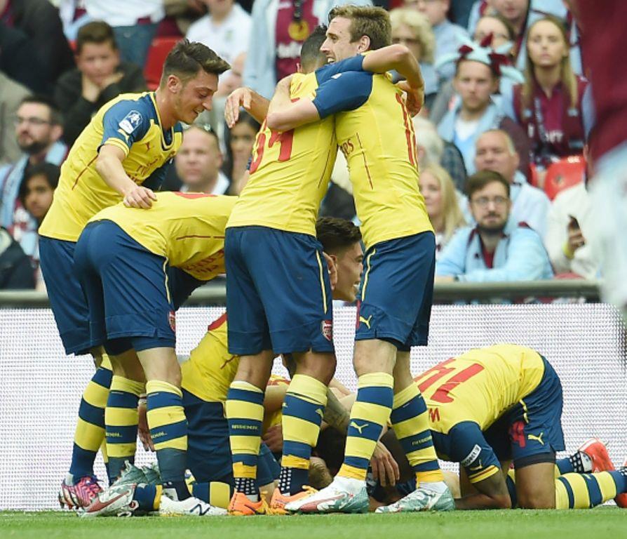 Arsenal vence 4-0 a Aston Villa y gana la final de la Copa de la FA