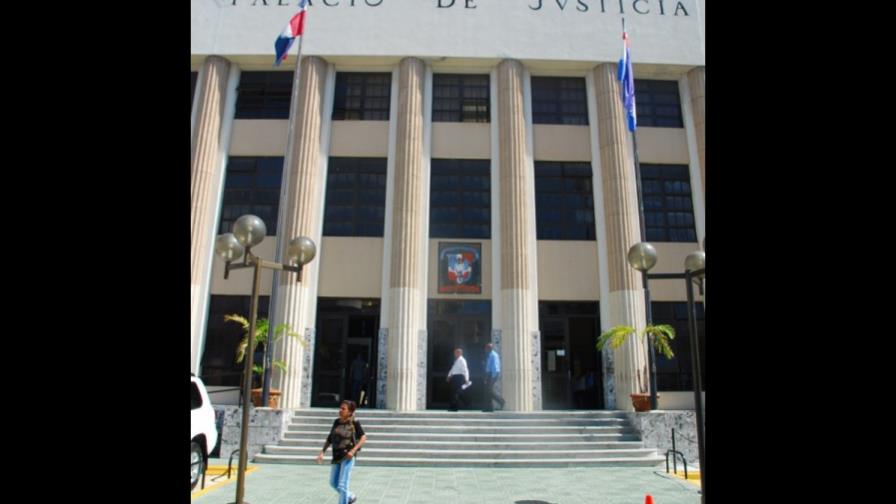 Jueza declara complejo expediente de general retirado