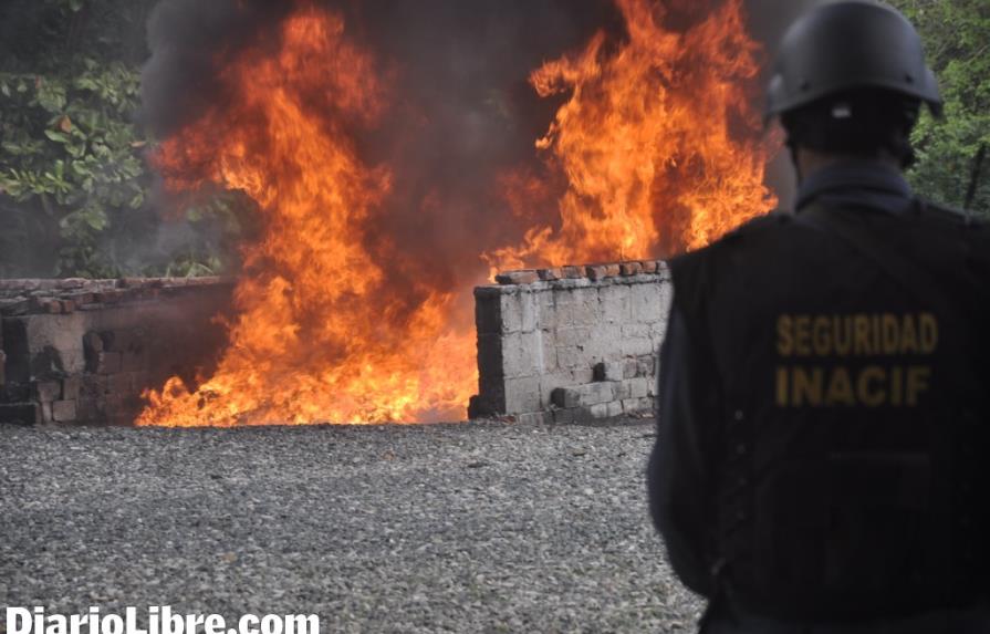 La Procuraduría quema 54.4 kilos de droga en Pedro Brand