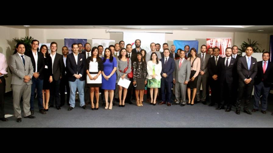 ANJE realiza una tertulia con Juan Vicini Lluberes