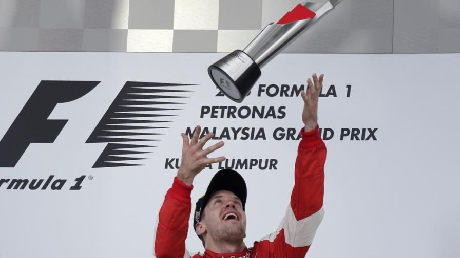 Sebastian Vettel gana el Gran Premio de Malasia