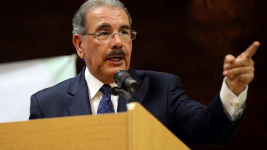 Danilo Medina expresa pesar por la muerte de J. Eduardo Martínez Danilo Medina expresa pesar por la muerte de J. Eduardo Martínez