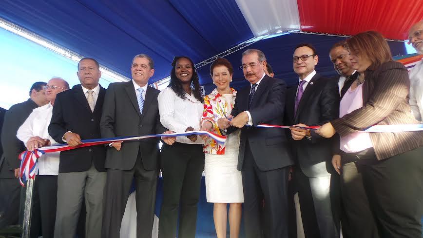 Presidente Medina inaugura Estancia Infantil La Cristinita en Verón