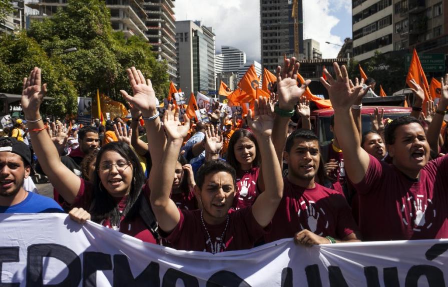 Normativa sobre protestas desata polémica en Venezuela