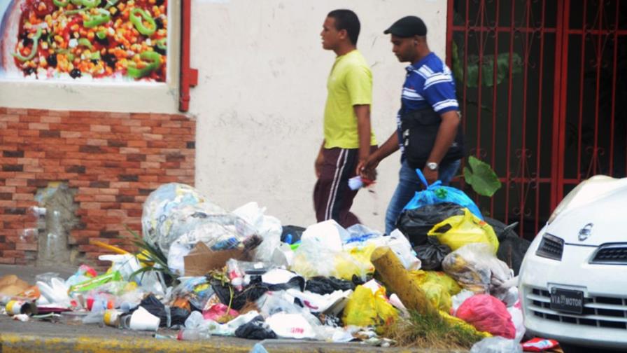 Basura se acumula en periferias Ciudad Colonial