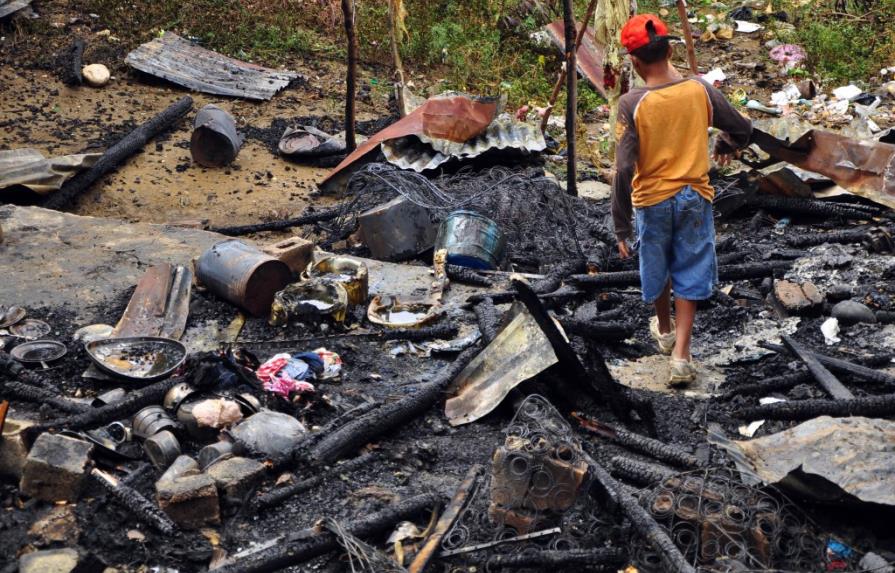 Sepultan hermanitas haitianas murieron carbonizadas en Villa González